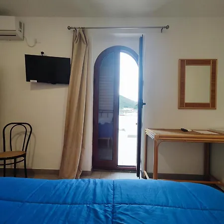 Hotel Faraglione Vulcano (Isola)