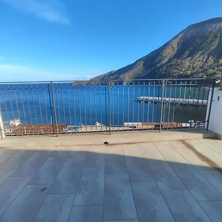 Faraglione Vulcano (Isola)