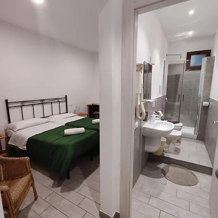 Hotel Faraglione